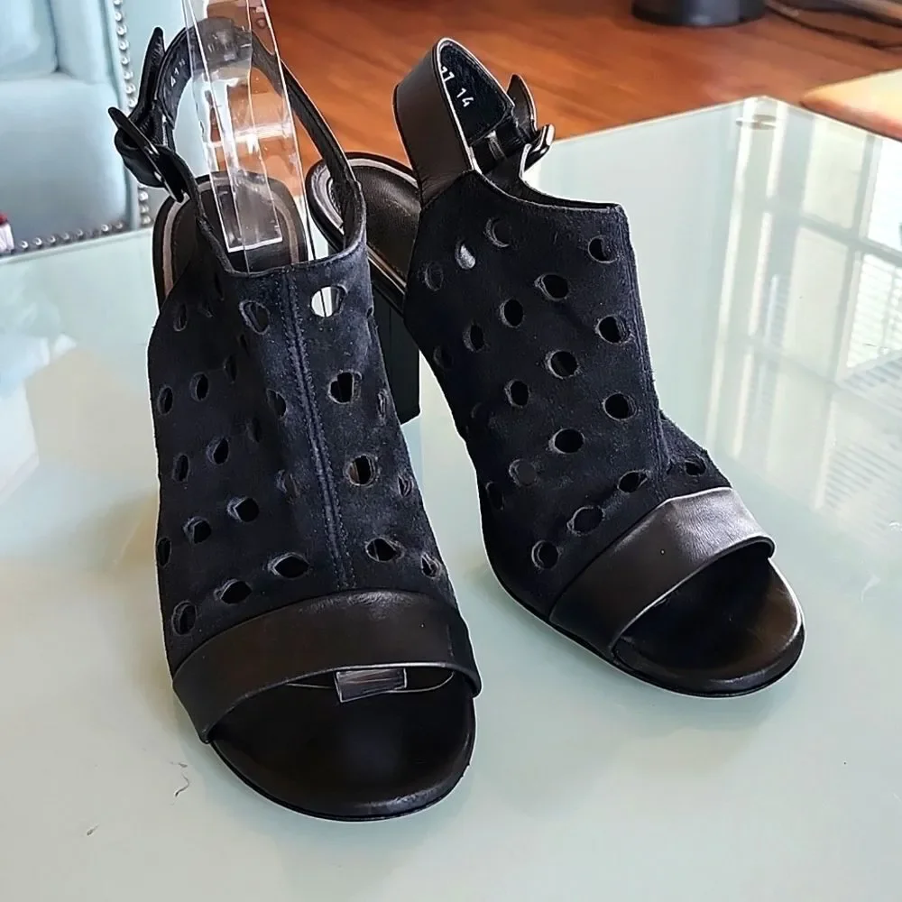 Robert Clergerie Lioro Suede and Leather Heels
